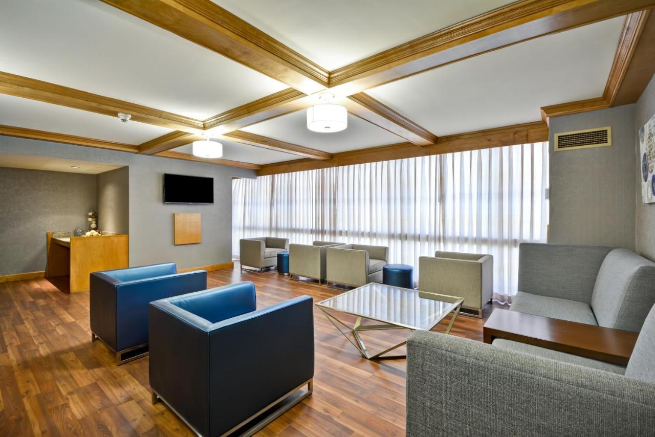 Crowne Plaza Tulsa Hotel Southern Hills Esterno foto