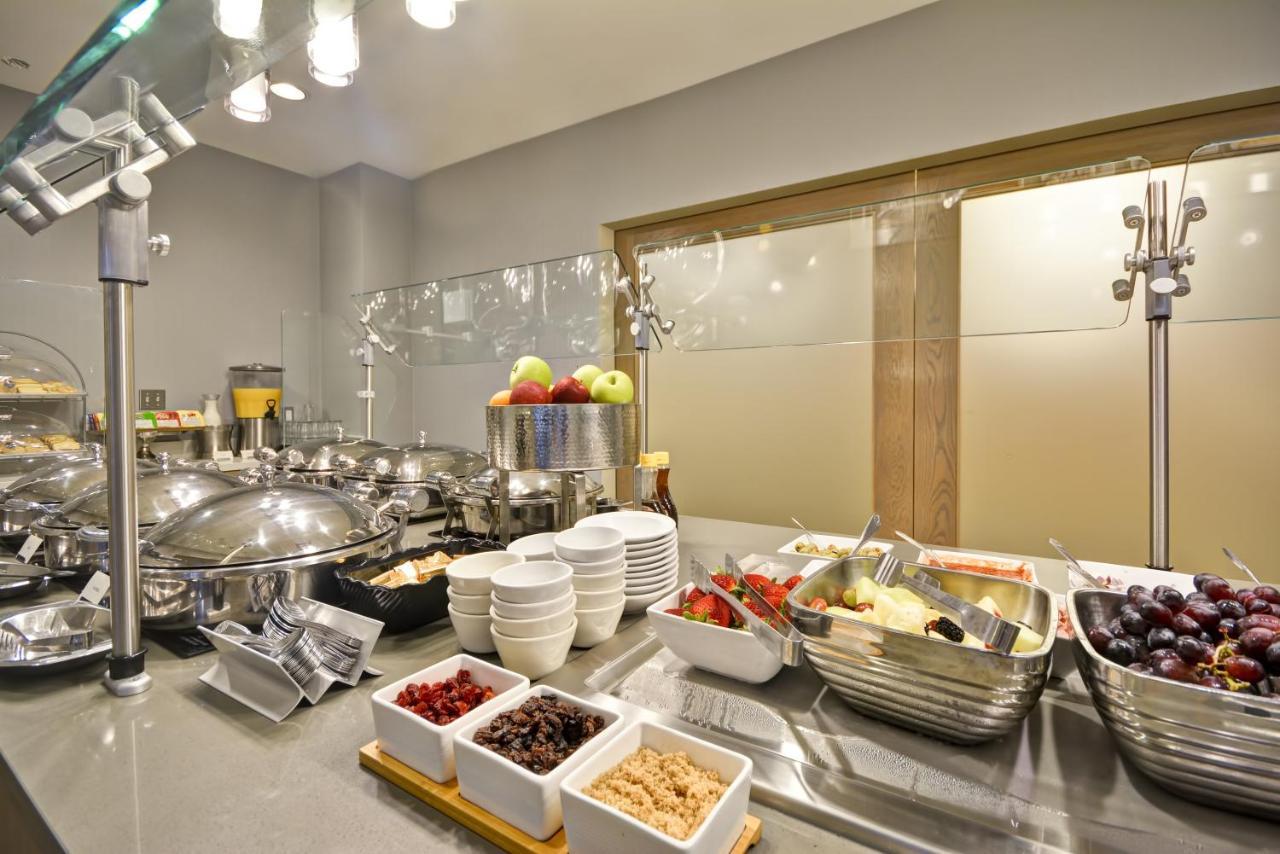Crowne Plaza Tulsa Hotel Southern Hills Esterno foto